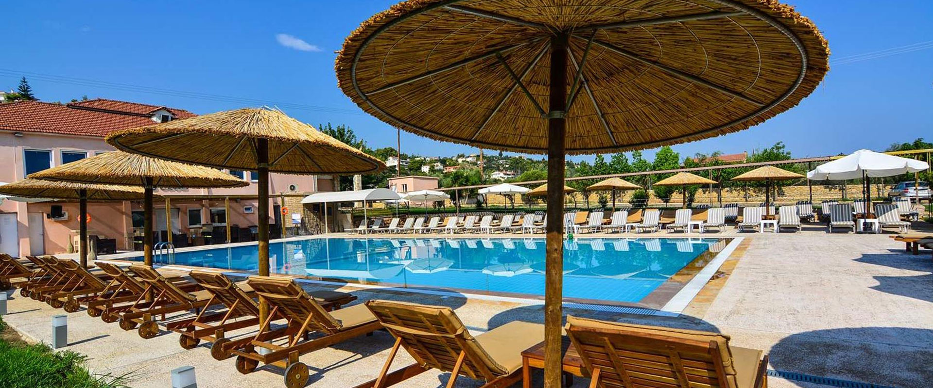 Προσφορά Διακοπών για το Ξενοδοχείο Amarynthos Resort στην Εύβοια