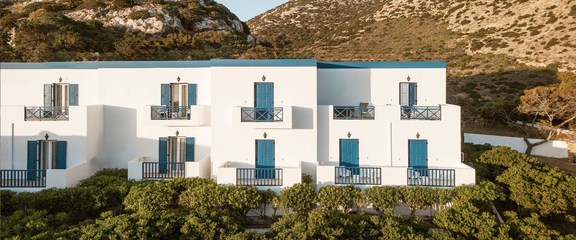 Dolphin Bay Seaside Resort & Suites - Γαλησσάς, Σύρος