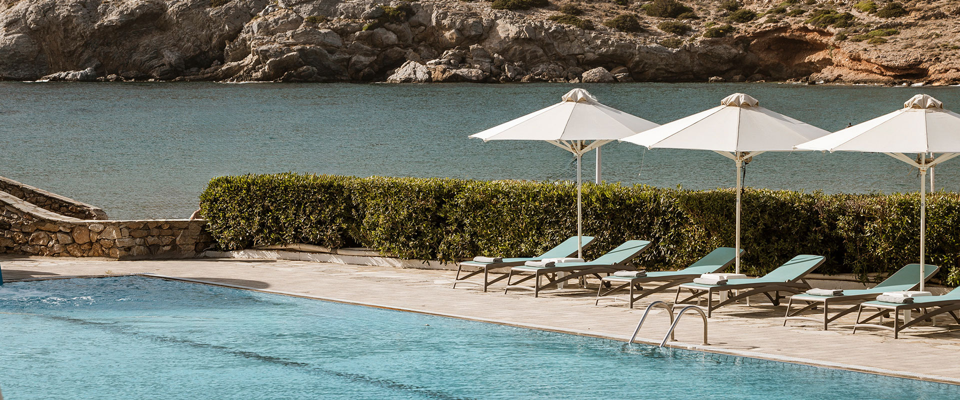 Dolphin Bay Seaside Resort & Suites - Γαλησσάς, Σύρος