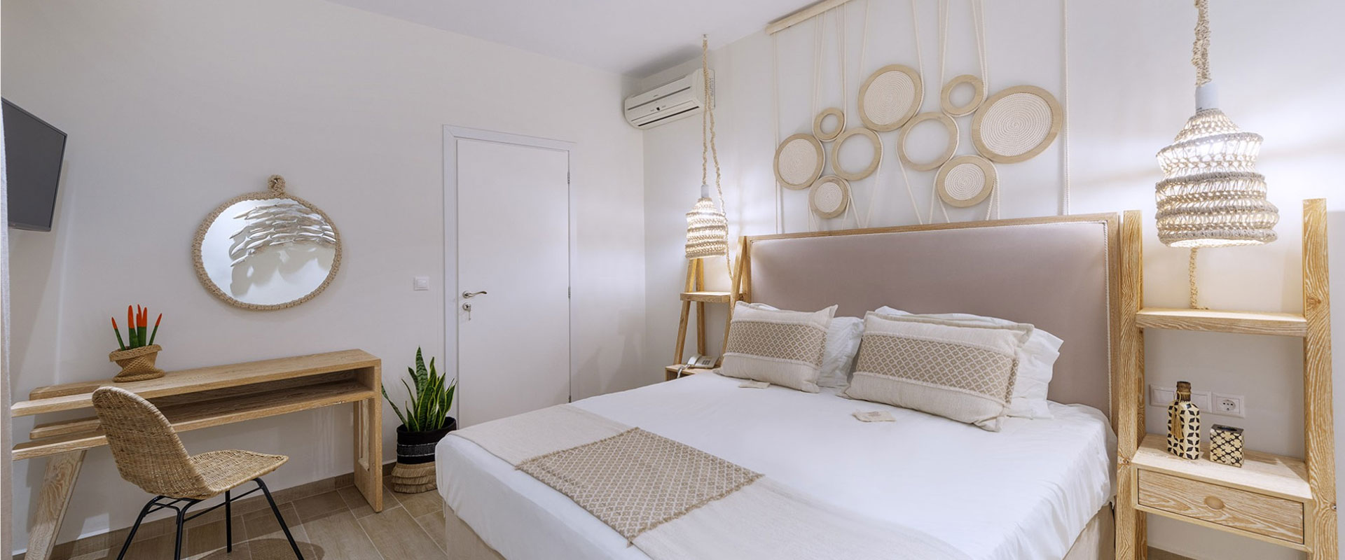Dolphin Bay Seaside Resort & Suites - Γαλησσάς, Σύρος